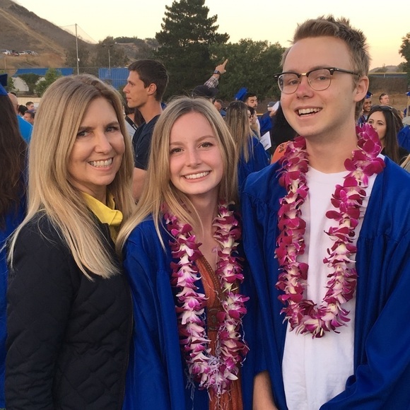 Meet your Posher, Jennifer - Picture 7 of 8